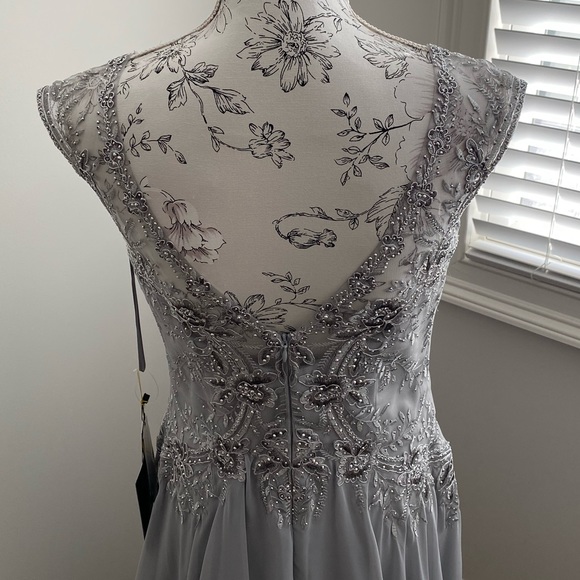 Madeline Gardner New York MOB Maxi Dress🔥 NWT 🔥 - Picture 8 of 11